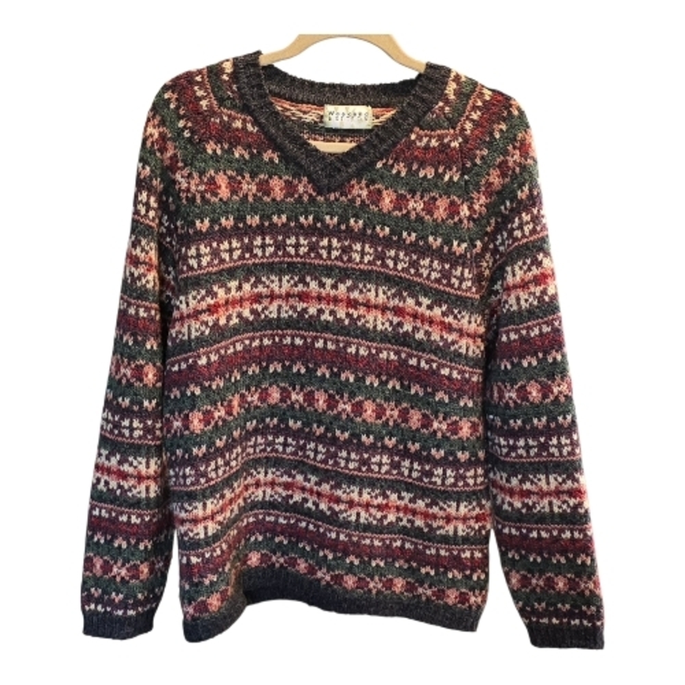 Cozy V-Neck Patterned Sweater